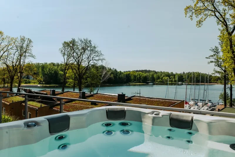 Z jedną sypialnią i jacuzzi (A104) view 1