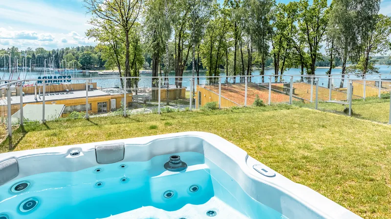 Z jacuzzi na tarasie (B102) view 1