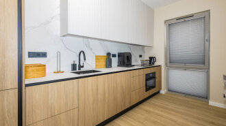 Apartament B401 